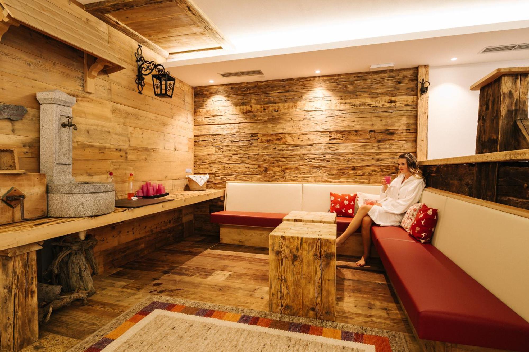 Hotel Alpenland 摩梭 外观 照片