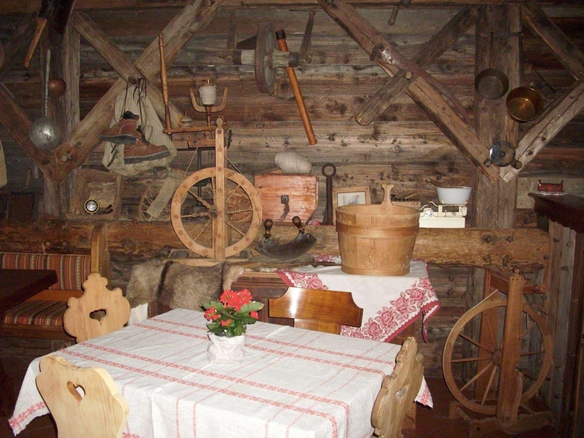 Hotel Alpenland 摩梭 外观 照片